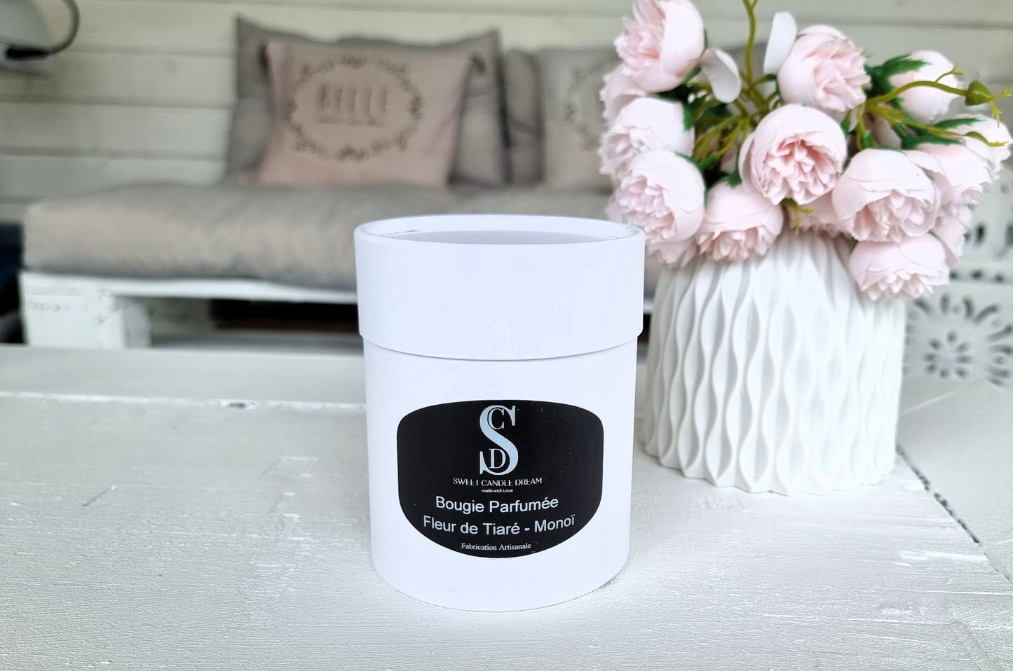 Bougie parfumée "Fleur de Tiaré - Monoï" - 220g