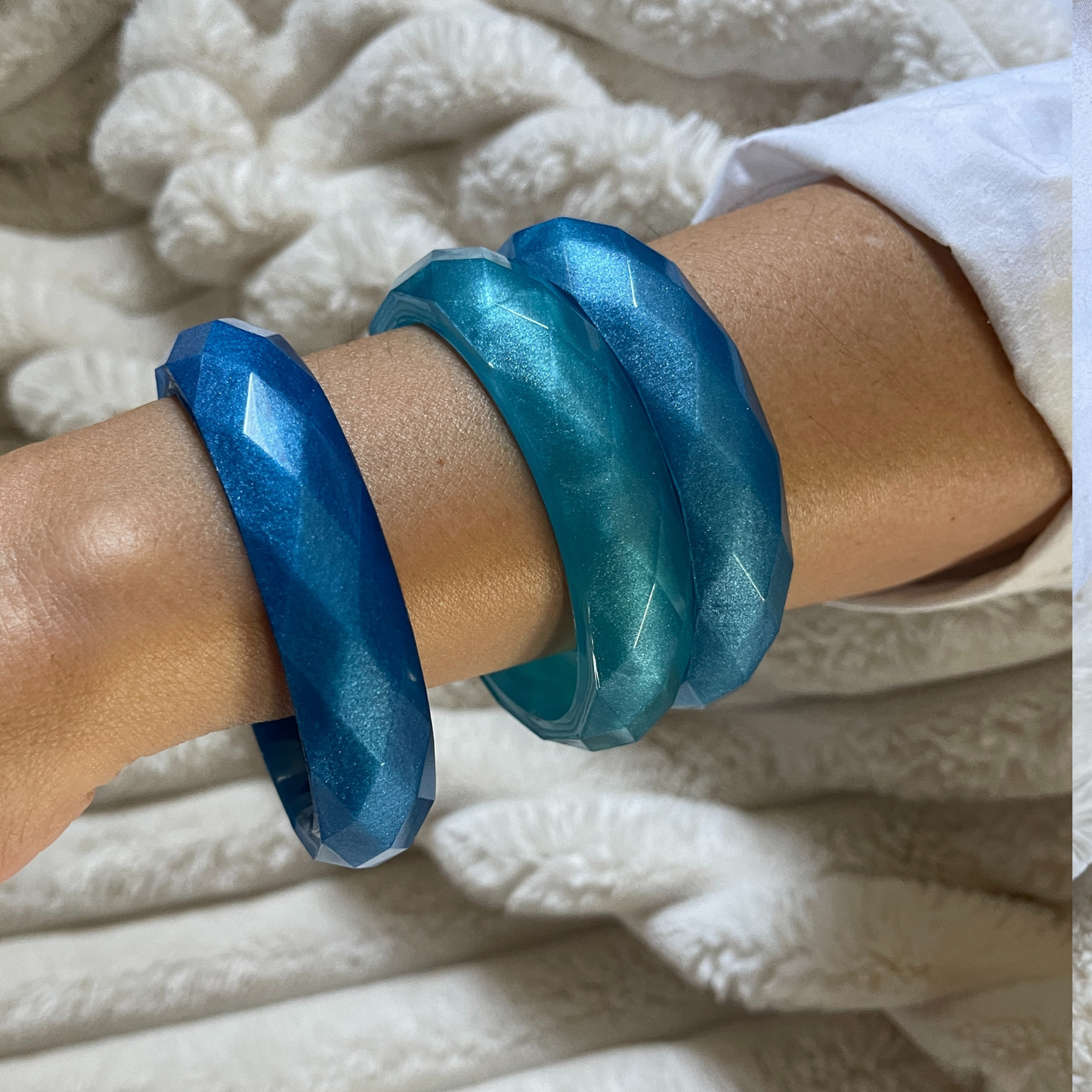Bracelet à facettes géométriques