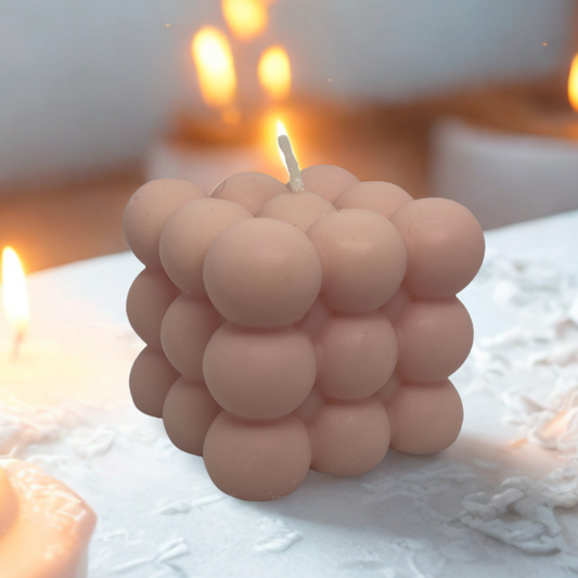 Bougie Bubble colorée et parfumée au choix - 160g