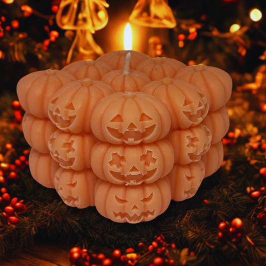 Bougie "Halloween" colorée et parfumée au choix - 160g